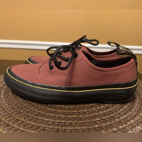 Dr Martens Jacy Cherry Red Canvas 4 Eyelid Women's 21967600 Size 7 EUC - Picture 3 of 9